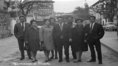 Grupo de amigos en el Corro (hacia 1965)